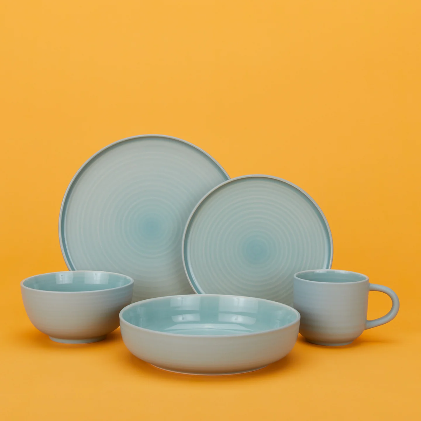 Essential Salad Plate, Set of 4 - Sky - Image 5